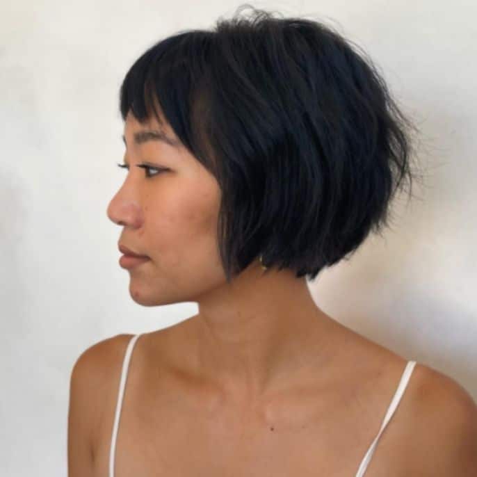 Jaw-length-Choppy-Bob-for-women-with-fine-thin-hair